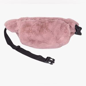 Women’s Faux Fur Pink Fanny Pack